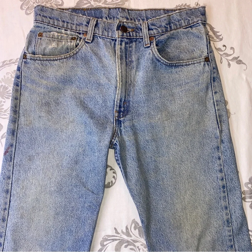 Vintage Levis 505 Made in USA Light Wash Denim Jeans 32